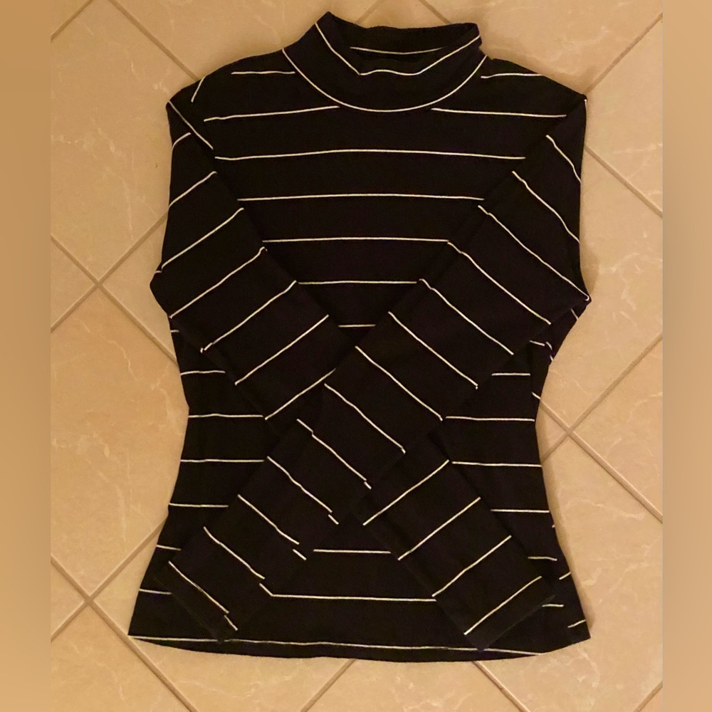 Top with long sleeve